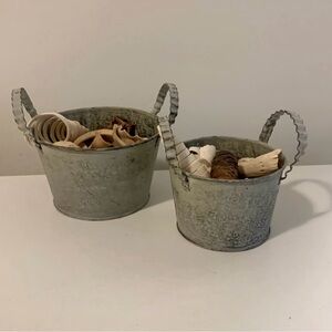 EUC Vintage-Farmhouse Gray Metal Buckets Set